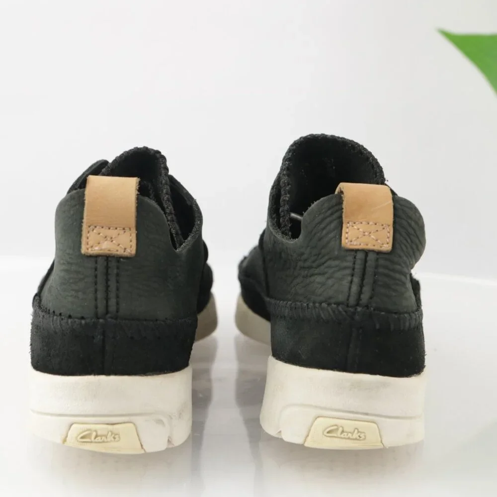 Clarks Originals Womens Trigenix Flex Sneaker Size 7.5 Black Nubuck Lace Up Shoe